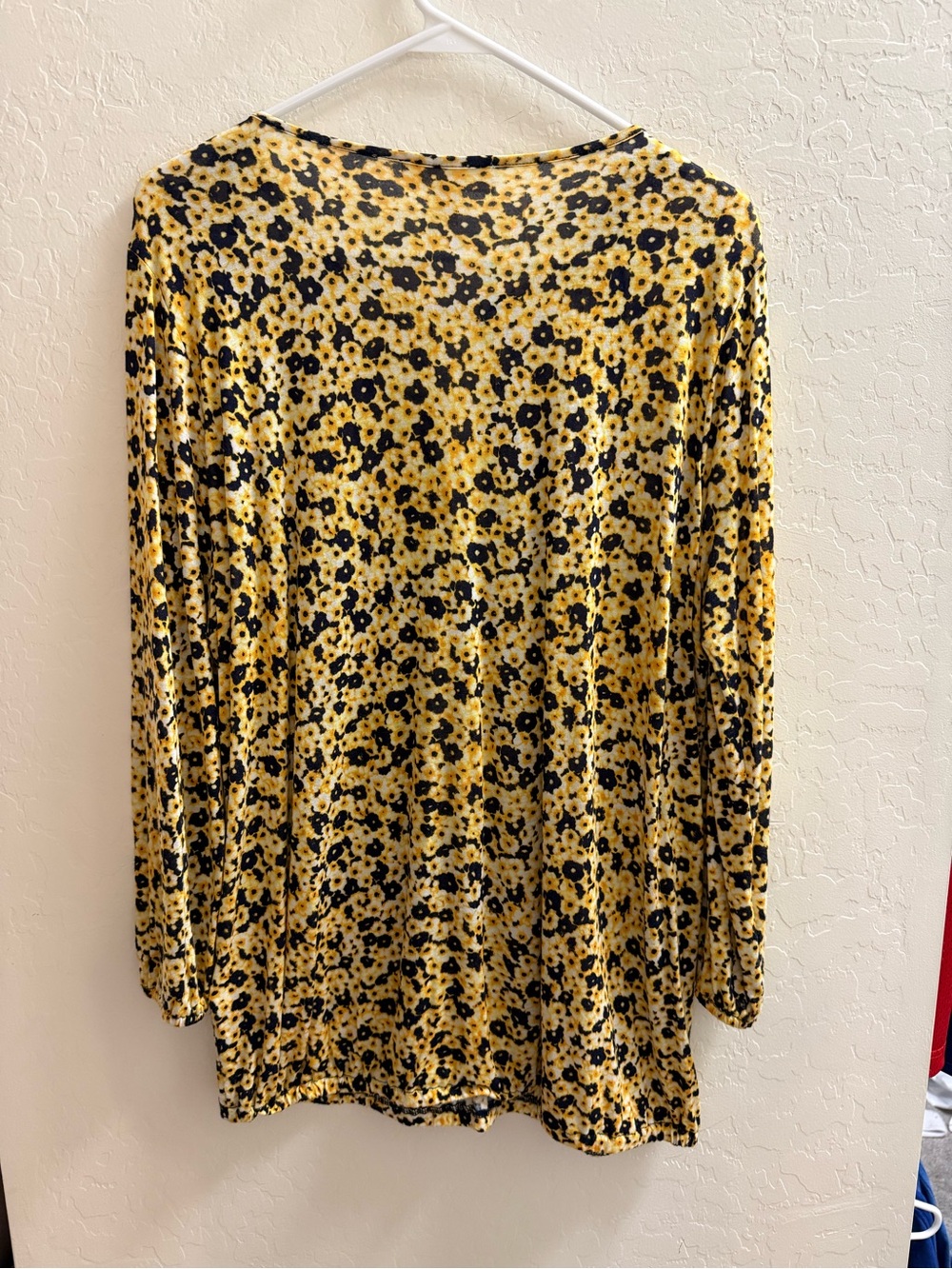 Michael Kors Yellow and Black Floral Keyhole Blouse - Picture 3 of 3